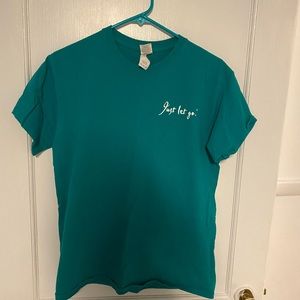 teal t shirt